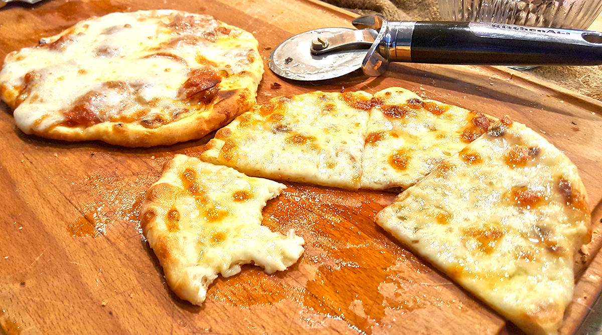 Read more about the article Flatbread Pizza Recipe
